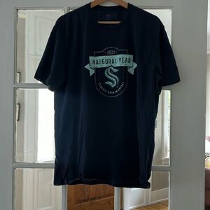 Seattle Kraken Inaugural Year T shirt - L